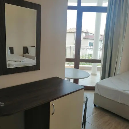 Хотел Здравец Hotel