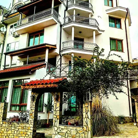 Хотел Здравец Hotel